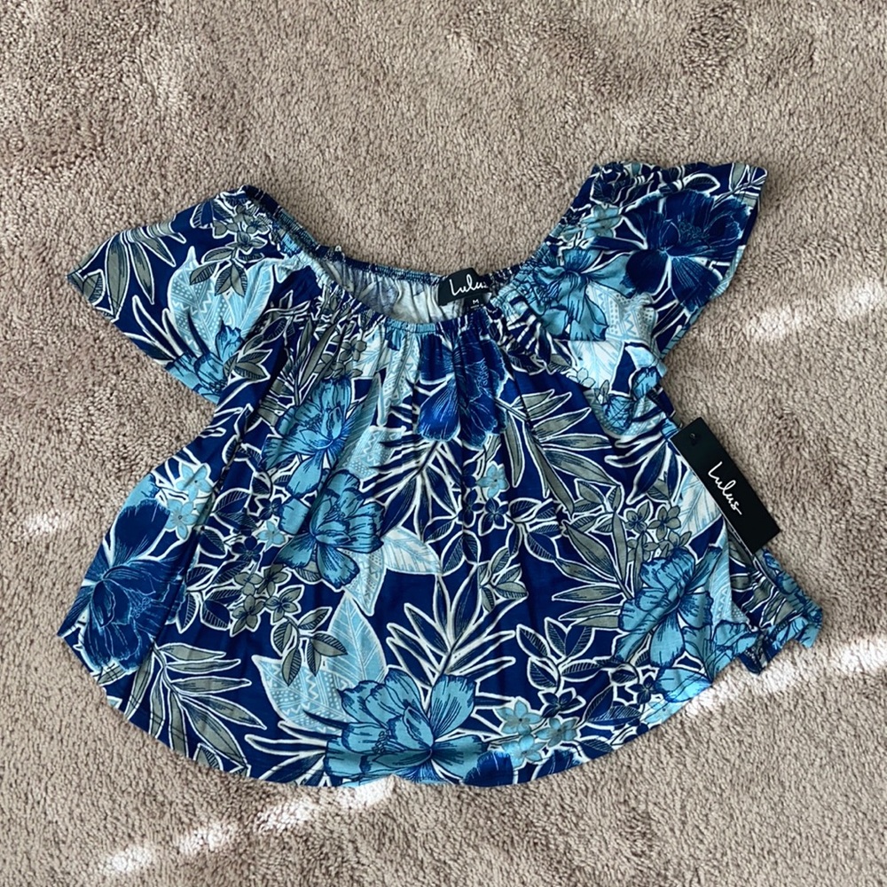 Lulus top